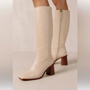 Alohas Ivory East Knee-High Boots Sz EU 40/US 9